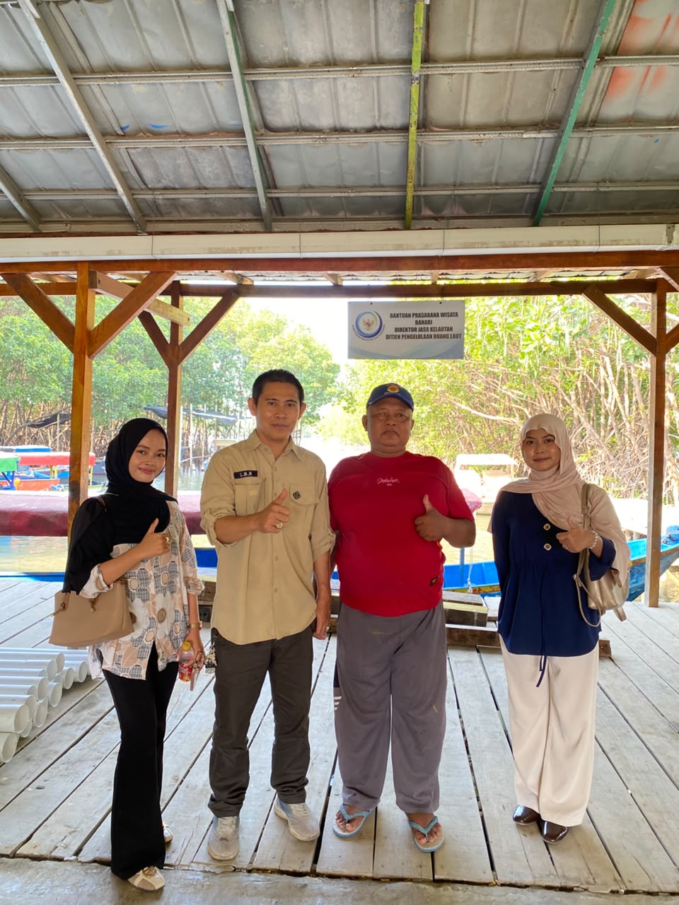 Pencarian Bahan Pewarna Batik